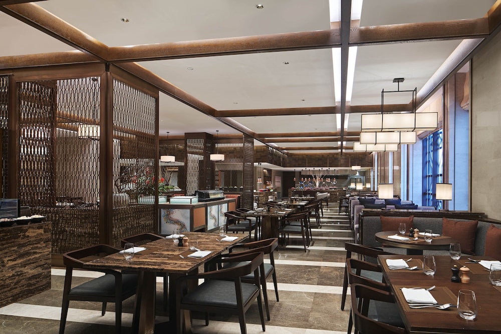 Sheraton Yunfu Xinxing Hotel 41/55