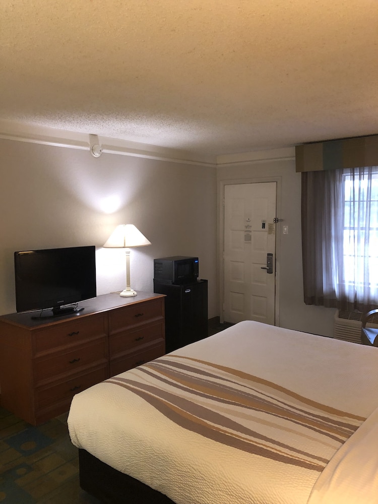 La Quinta Inn by Wyndham Austin Oltorf 15/33