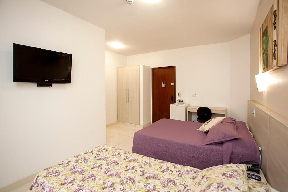 Alves Hotel 16/50
