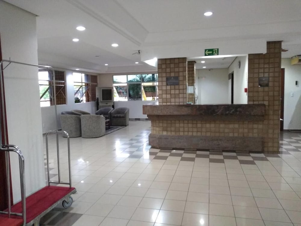 Victoria Plaza 6/52