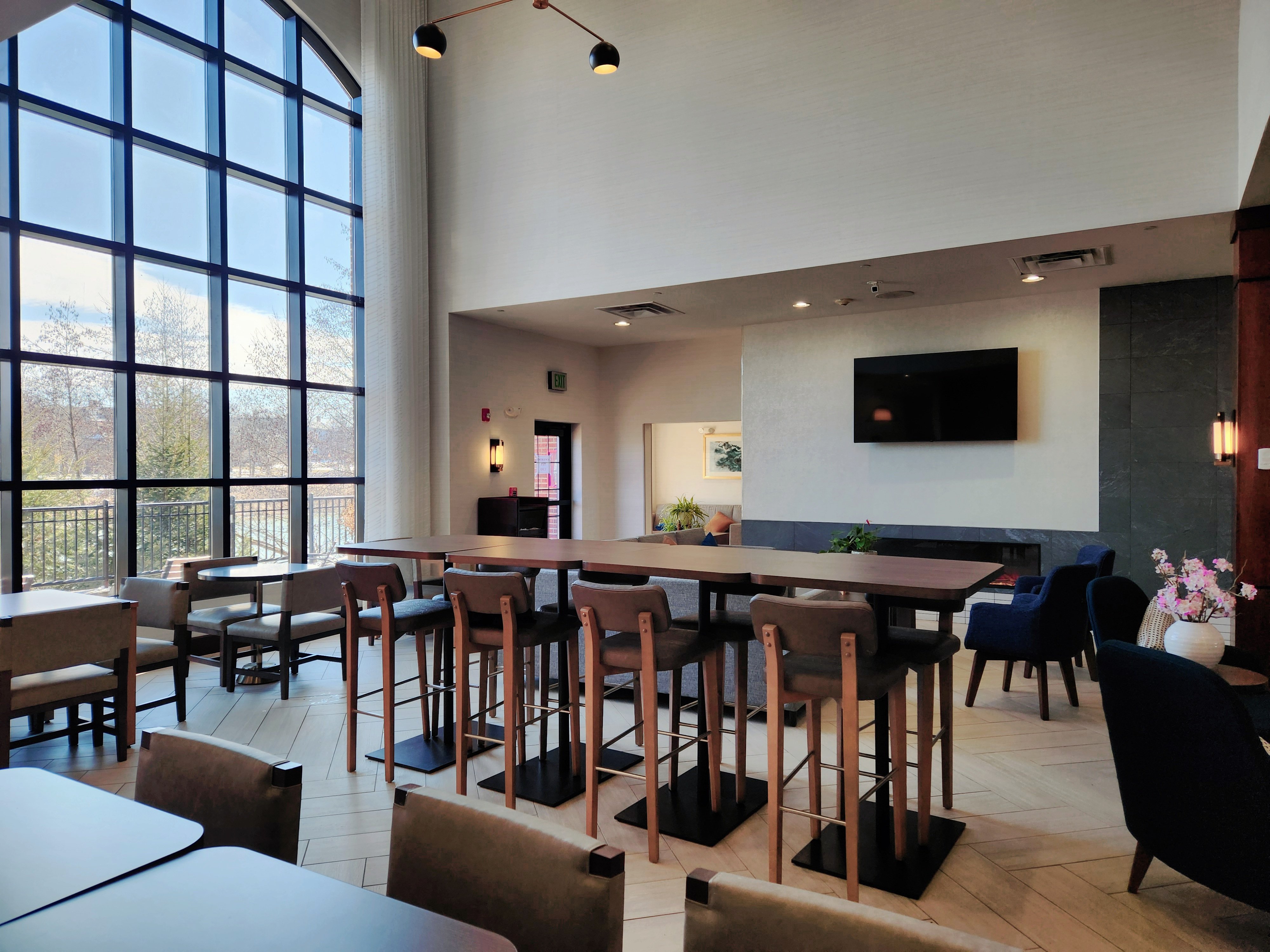 STAYBRIDGE SUITES ROCHESTER - UNIVERSITY 60/78