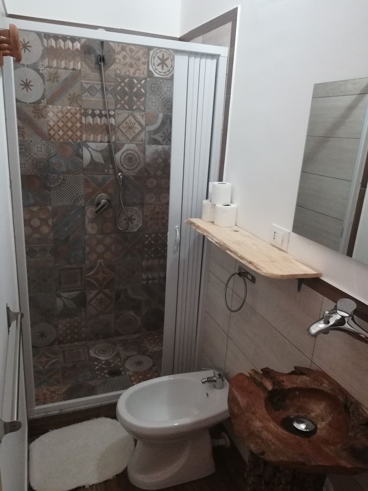 Antadia B&B 62/63