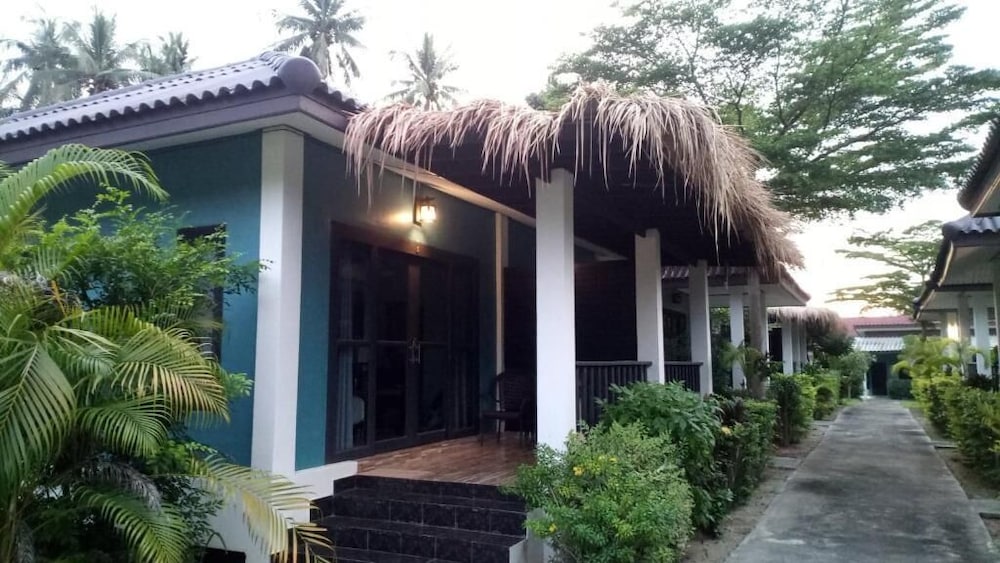 Lanta Memory Resort 10/52