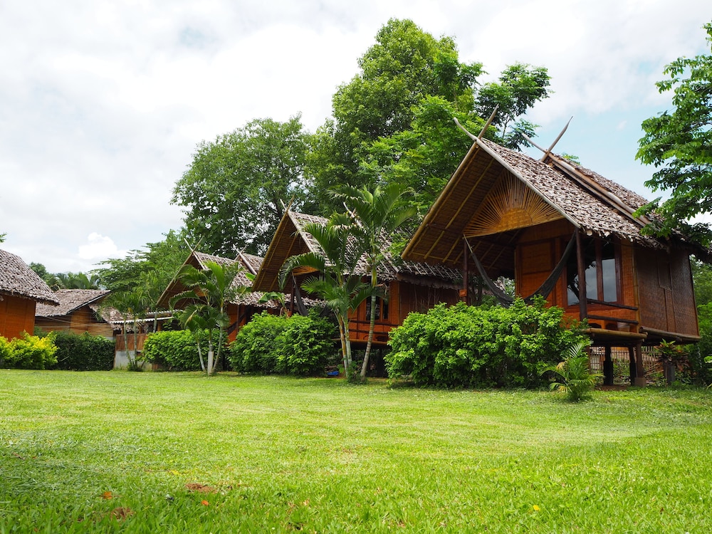 Pai Country Hut 37/50