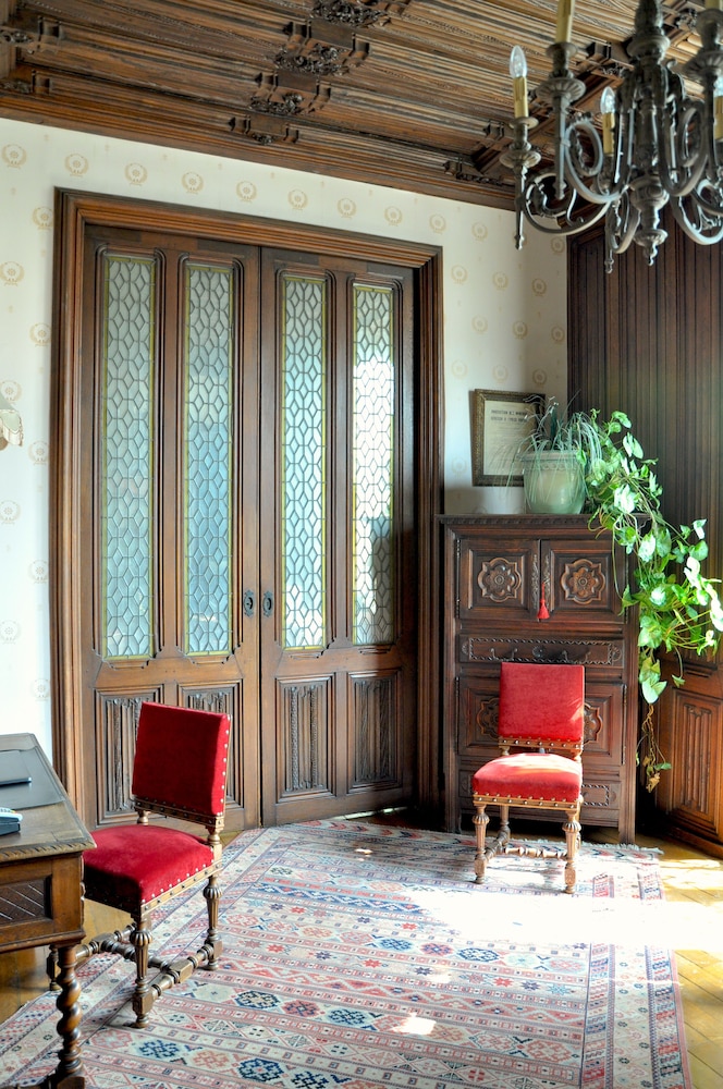 Grand Hotel Des Templiers 1/68