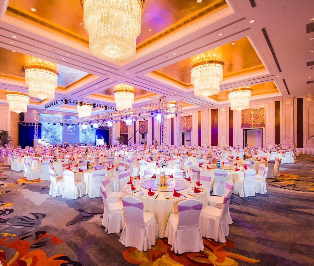 Haili New Century Grand Hotel Haiyan 29/45