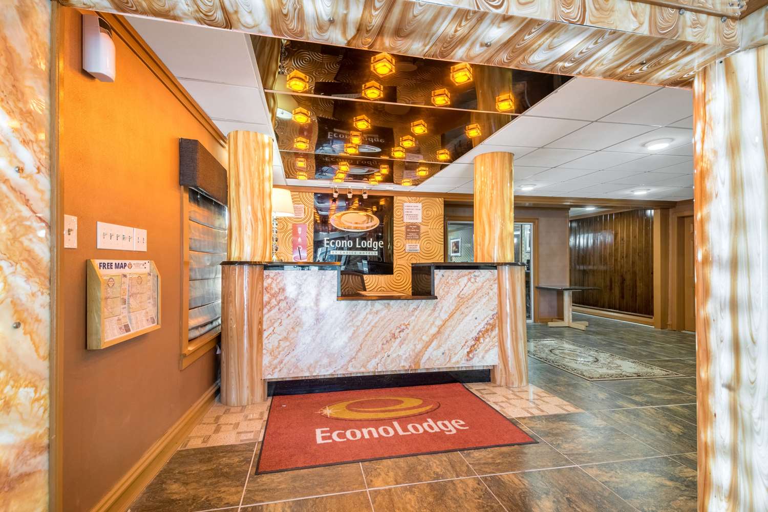 Econo Lodge Rutland City near Hwy 7 — photo 2