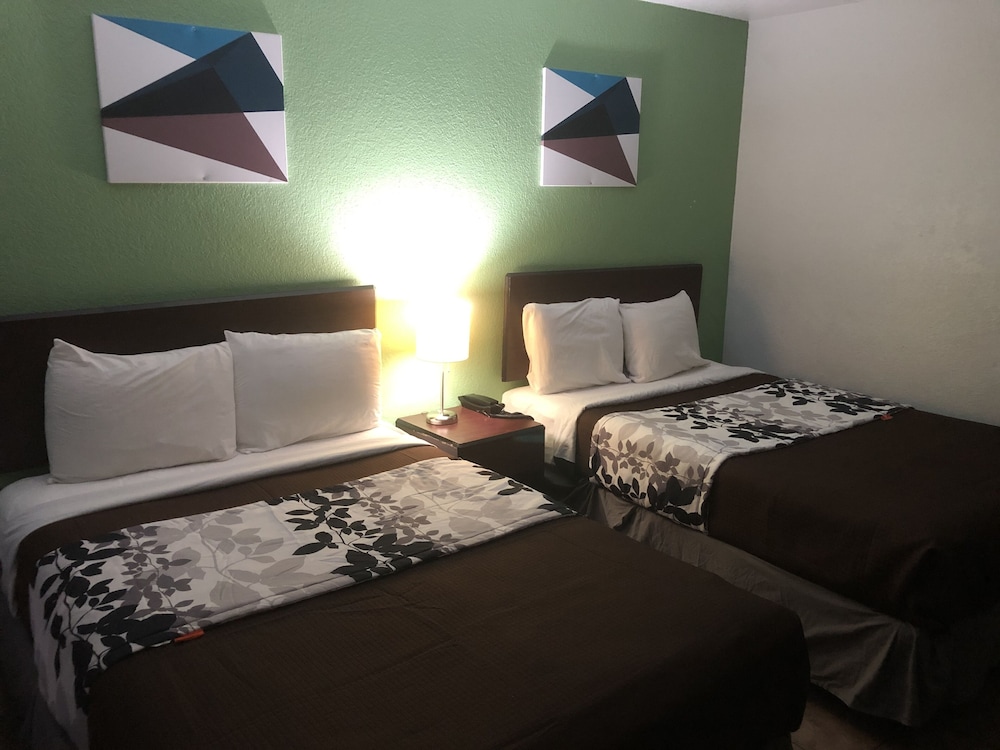 Hwy 59 Motel 20/36