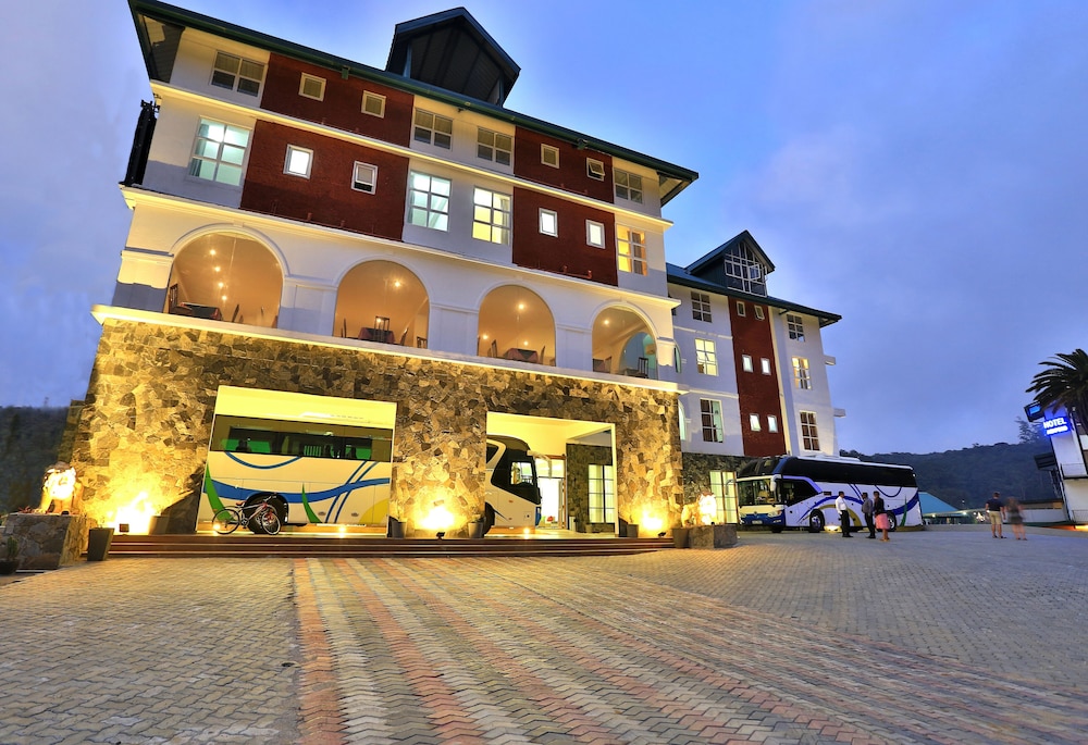 Hotel Ashford 3/32