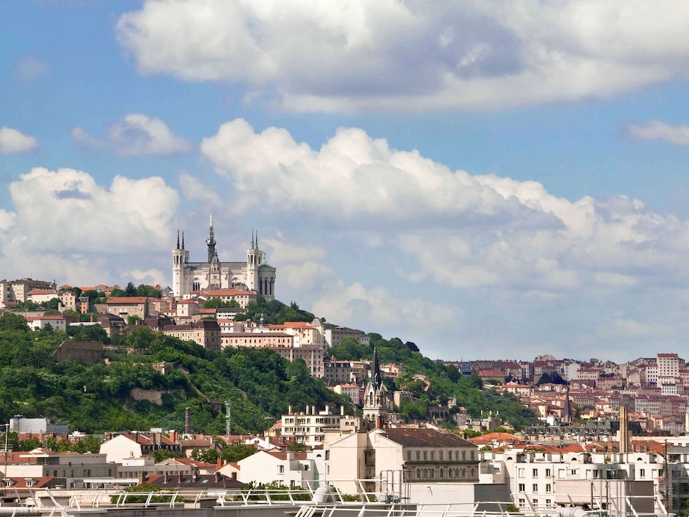 IBIS BUDGET LYON CALUIRE CITE INTERNATIONALE 52/57