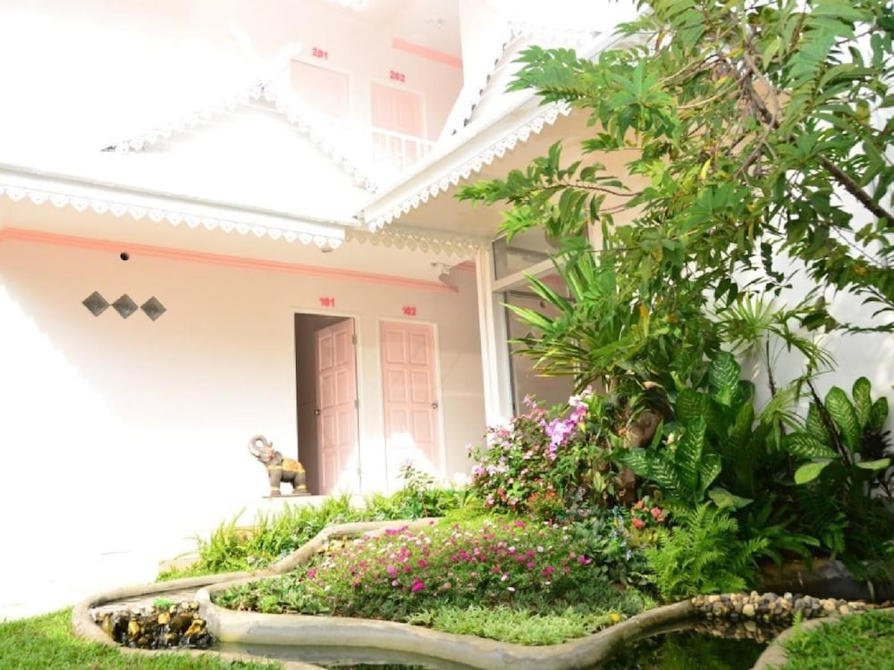 Wiangphumin Hotel 2/19