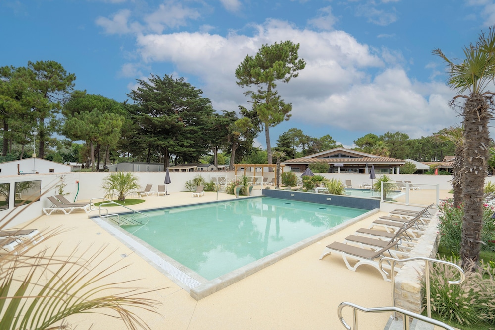 Hotel Les Grenettes 57/60