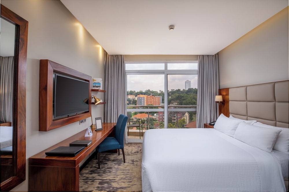 Golden Tulip Canaan Kampala 25/69