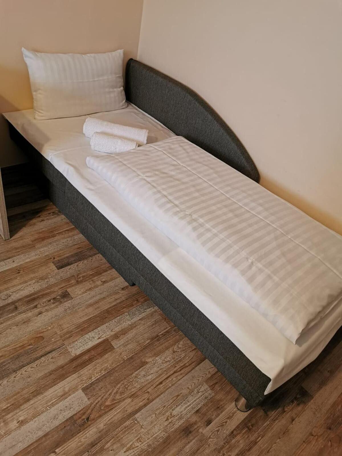 HOTEL RESIDENZ OBERURSELER HOF 9/47