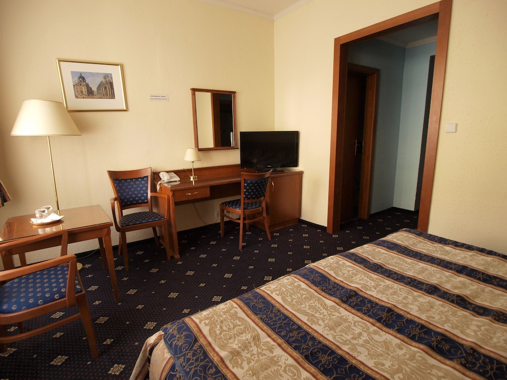 Hotel Arbes 41/48