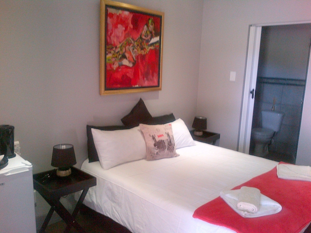 Gorgeous Gecko Guesthouse 5/29