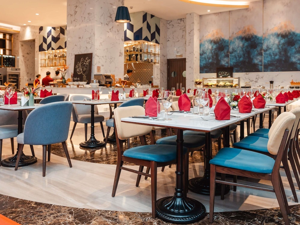 Movenpick Living West Hanoi 102/112