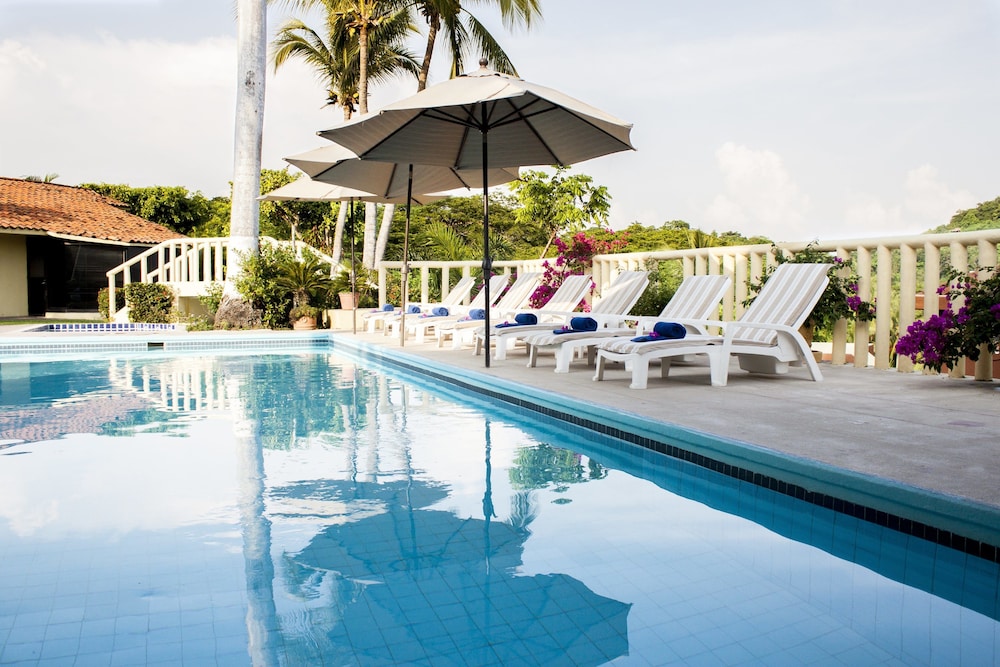 Hotel Coral Vista Del Mar Ixtapa 7/40