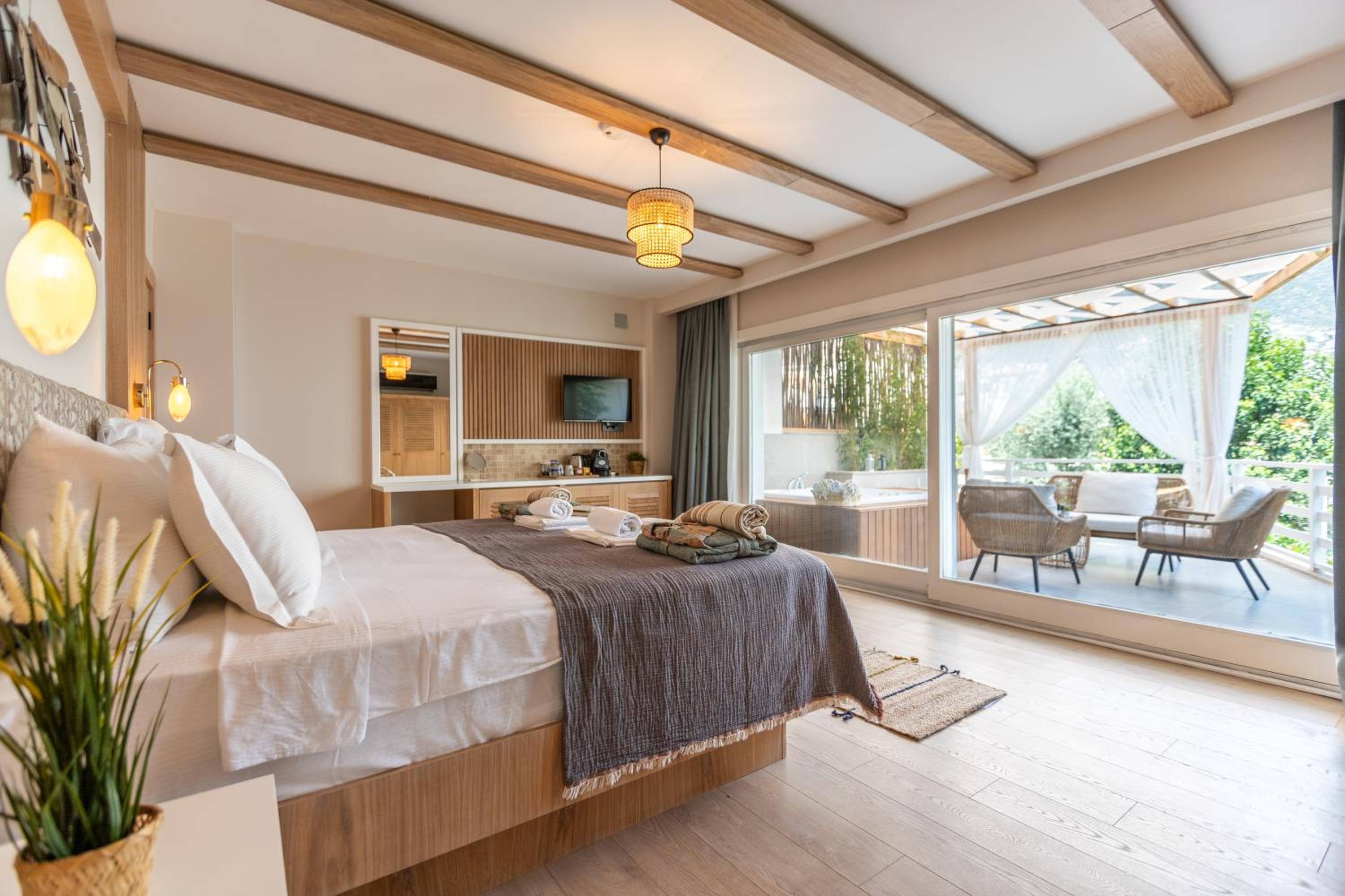 Deluxe, Double Bed, Balcony