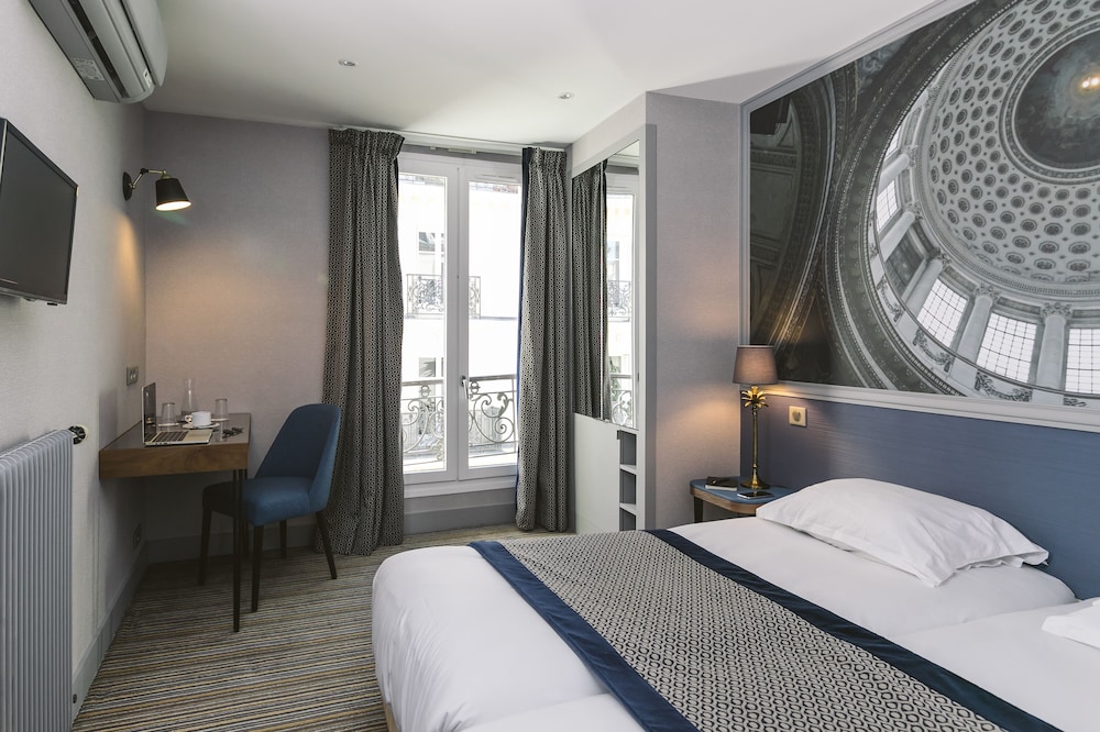 Hotel Saint Christophe 12/68