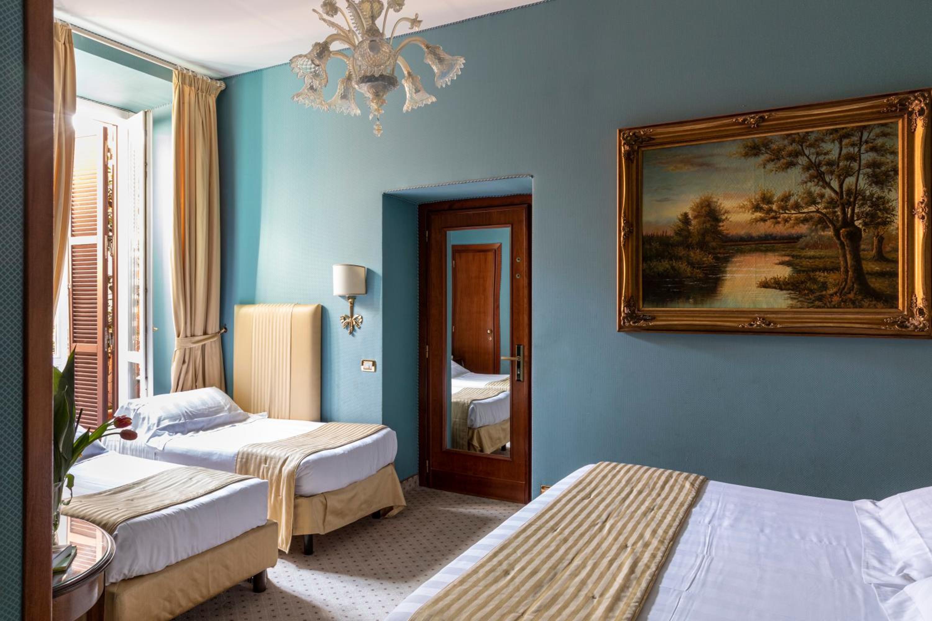 غرفة متصلة بشرفة، Hotel Scalinata Di Spagna 3/5