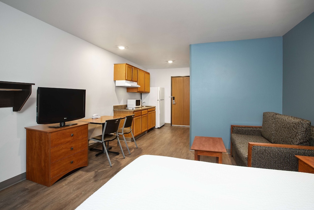 Extended Stay America - Select Suites Pensacola - Northeast 26/36