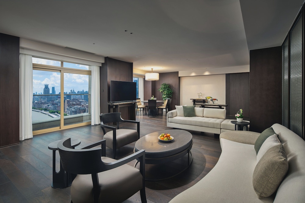 Hyatt On the Bund Hotel 27/49