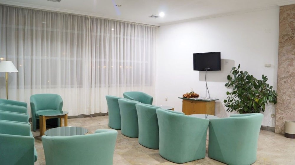 Grande Hotel Dom Dinis 12/20