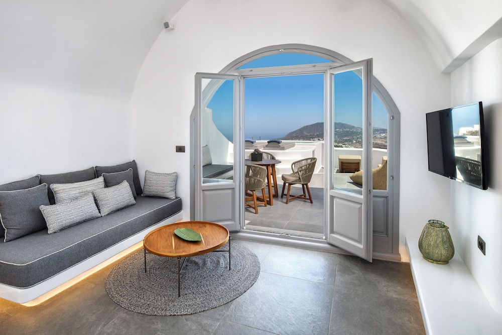 Eteoro Suites 25/50