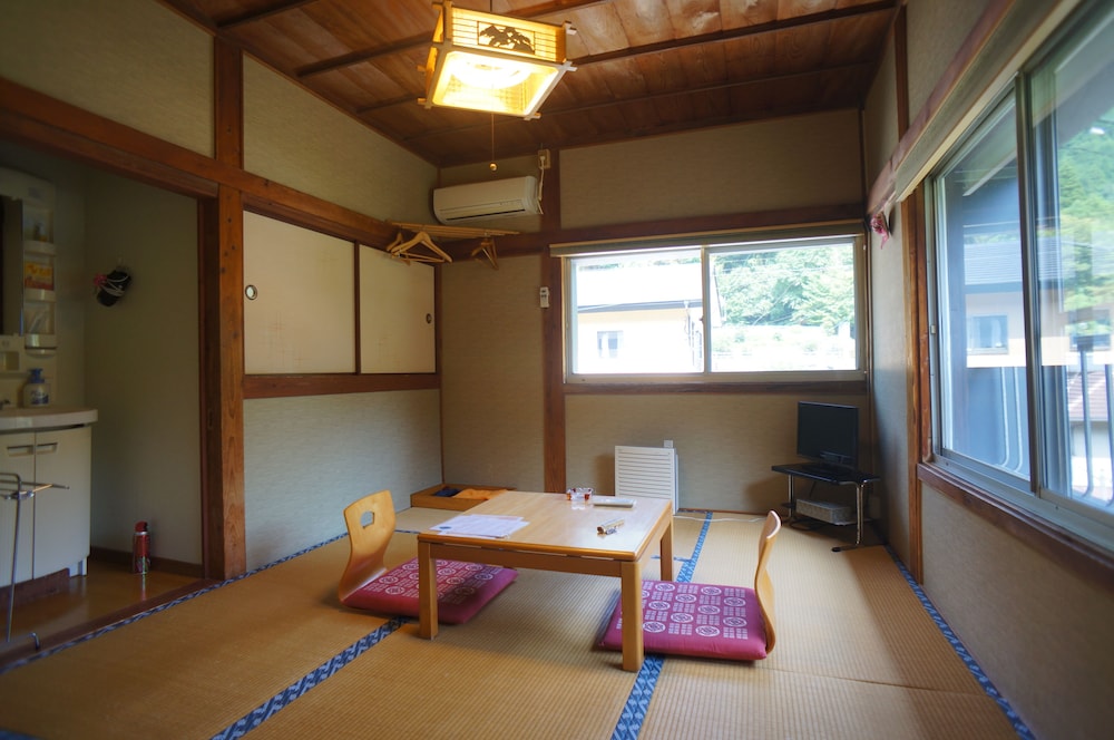 Takaosou 8/50