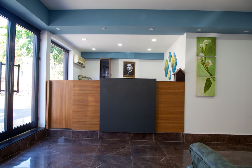 Naz Garden Apart Hotel 5/30