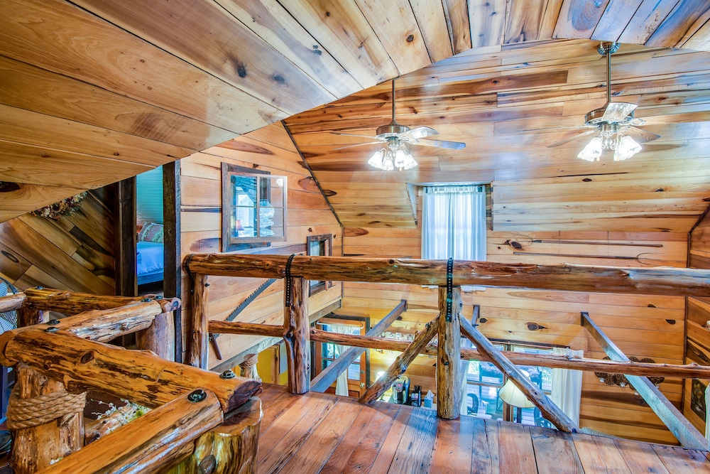 Butterfly Hollow Bed and Breakfast 10/32