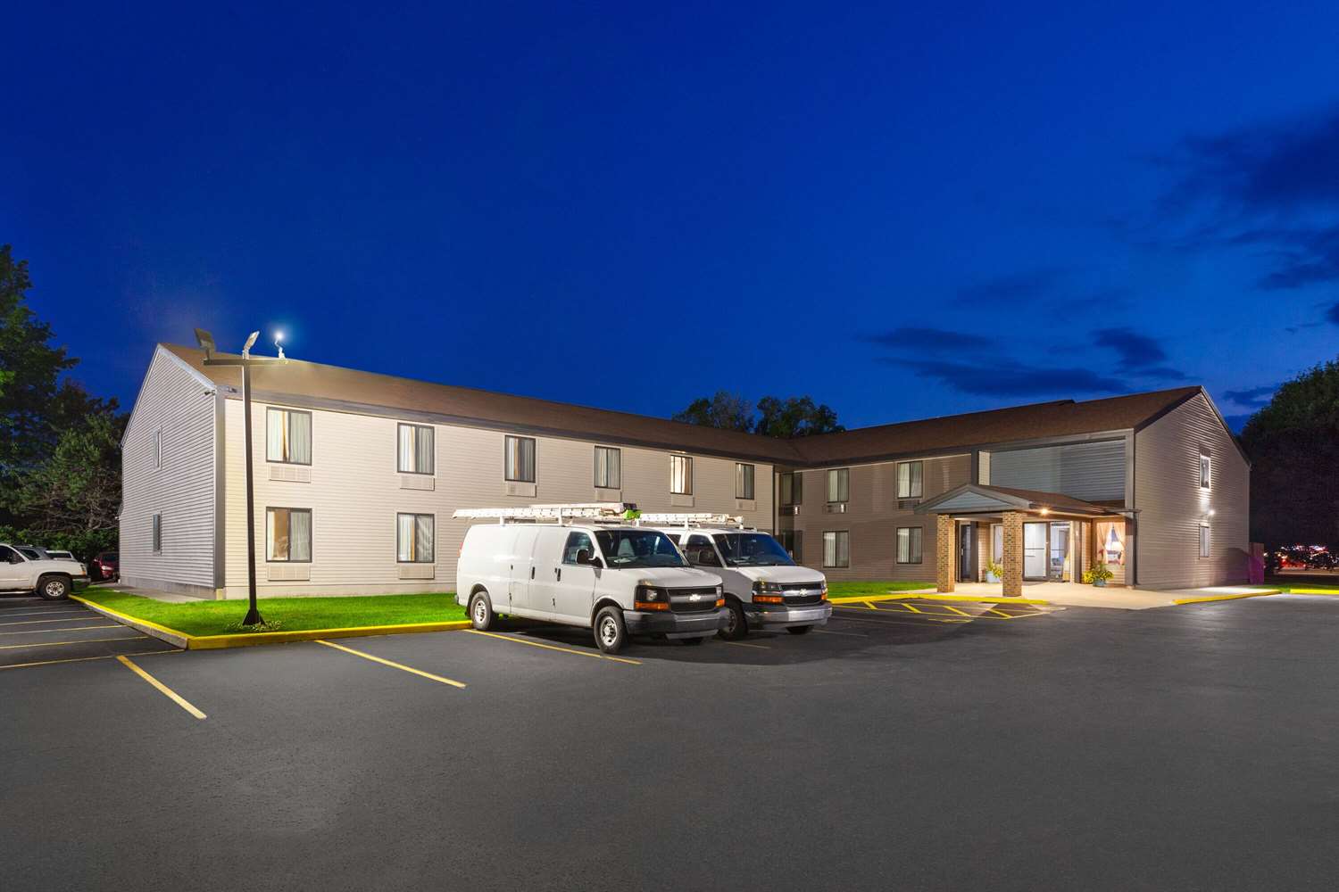 Super 8 By Wyndham Sun Prairie/Madison E 23/28