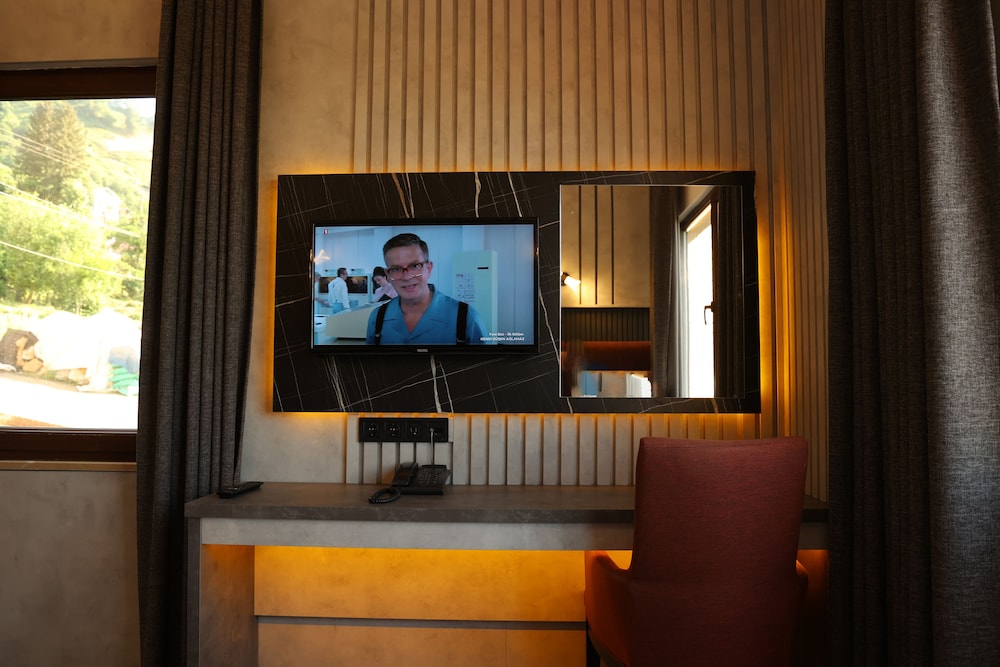 Hotel Lazlakar 5/50
