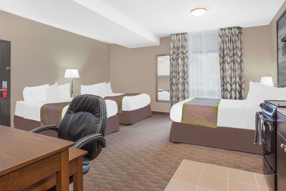 Super 8 by Wyndham Athabasca AB 18/31