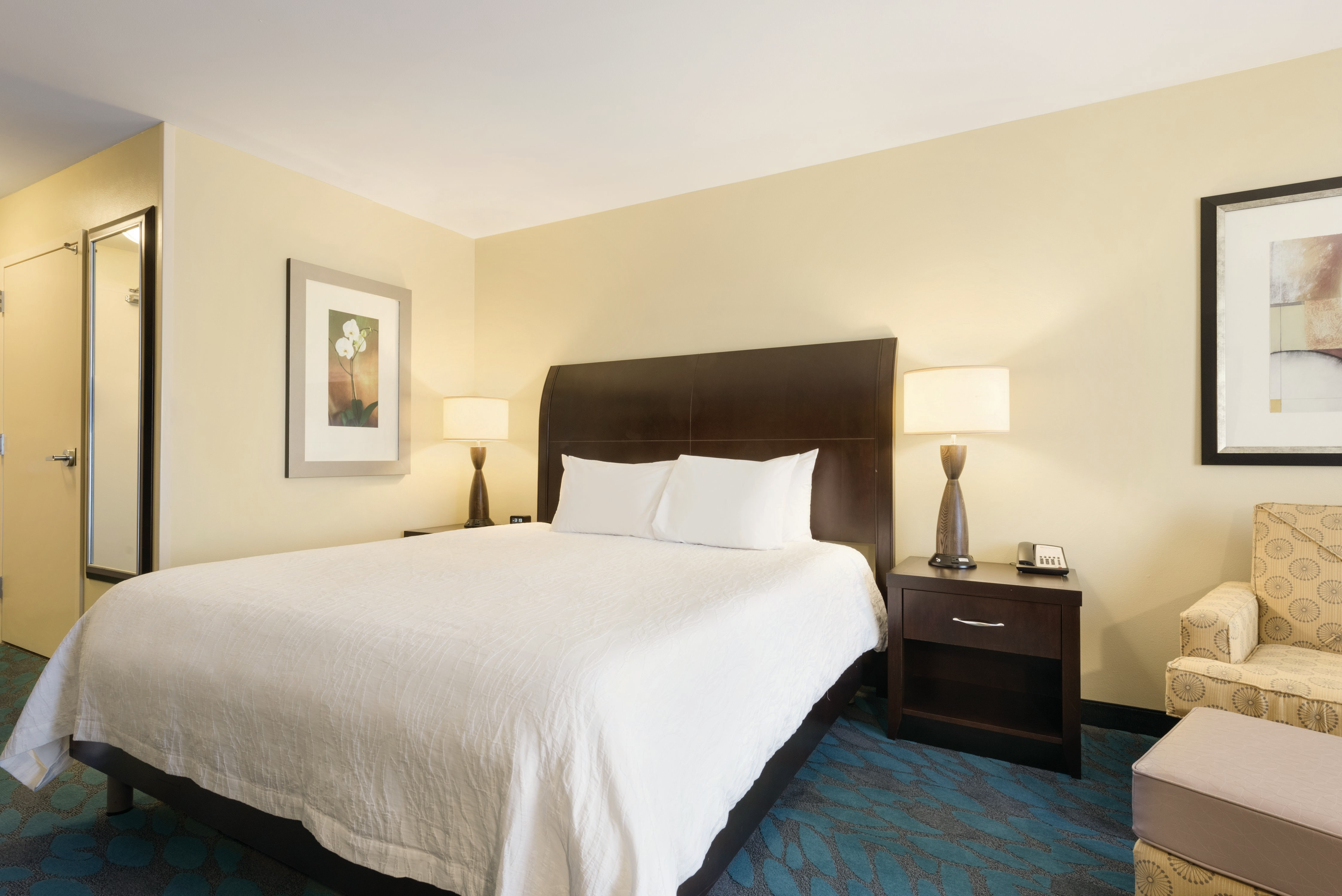 ROOM, KING BED, ACCESSIBLE
