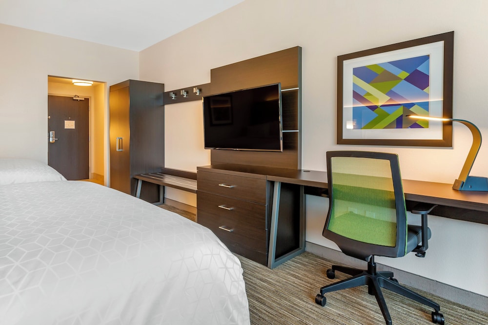 غرفة قياسية بسريرين كوين لذوي الإعاقة، Holiday Inn Express Suites Phoenix Dwtn State Capitol 7/10