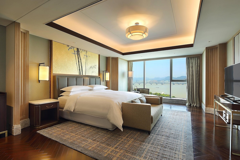 Sheraton Grand Hangzhou Binjiang Hotel 10/55