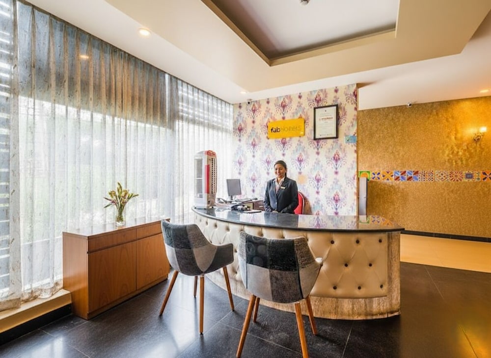 Fabhotel Astra Suites Hsr Layout Bangalore 3/38