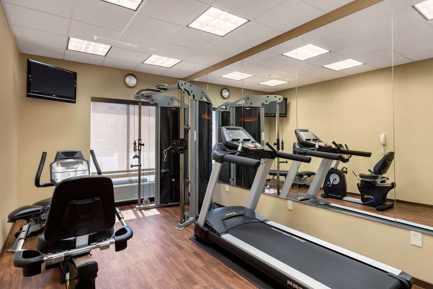 Comfort Inn and Suites Port Arthur Port Neches 14/33