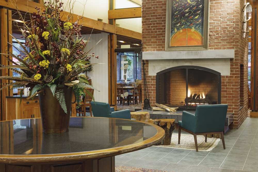 Woodlands Hotel & Suites - A Colonial Williamsburg Hotel 48/64