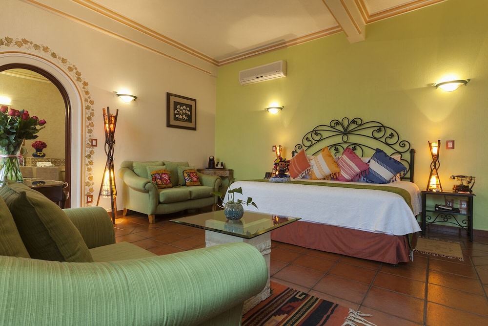 Parador San Miguel 34/79