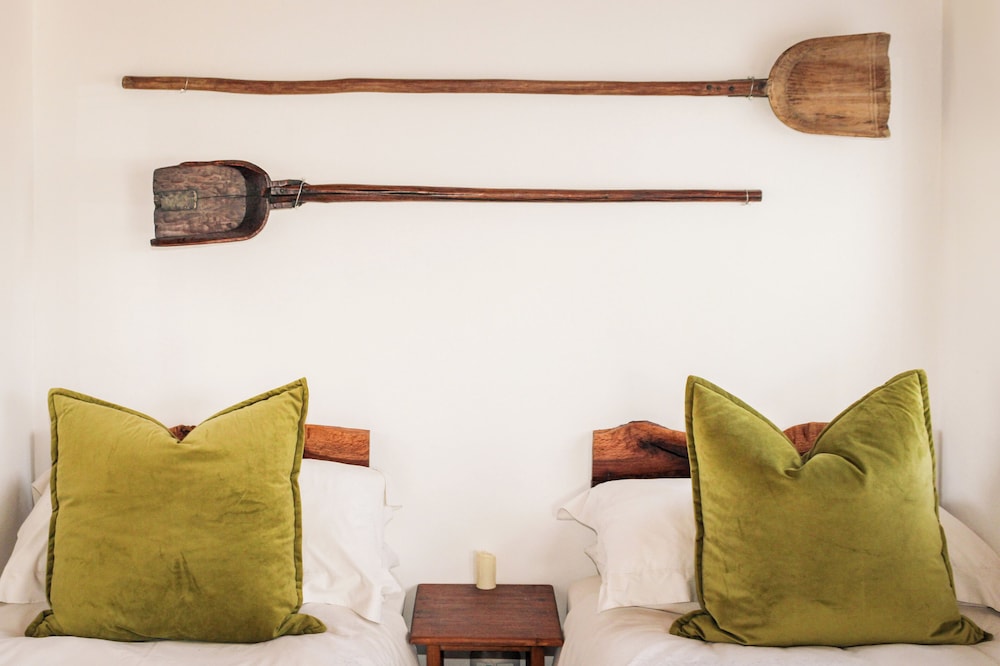 Duikersdrift Winelands Country Escape 6/50