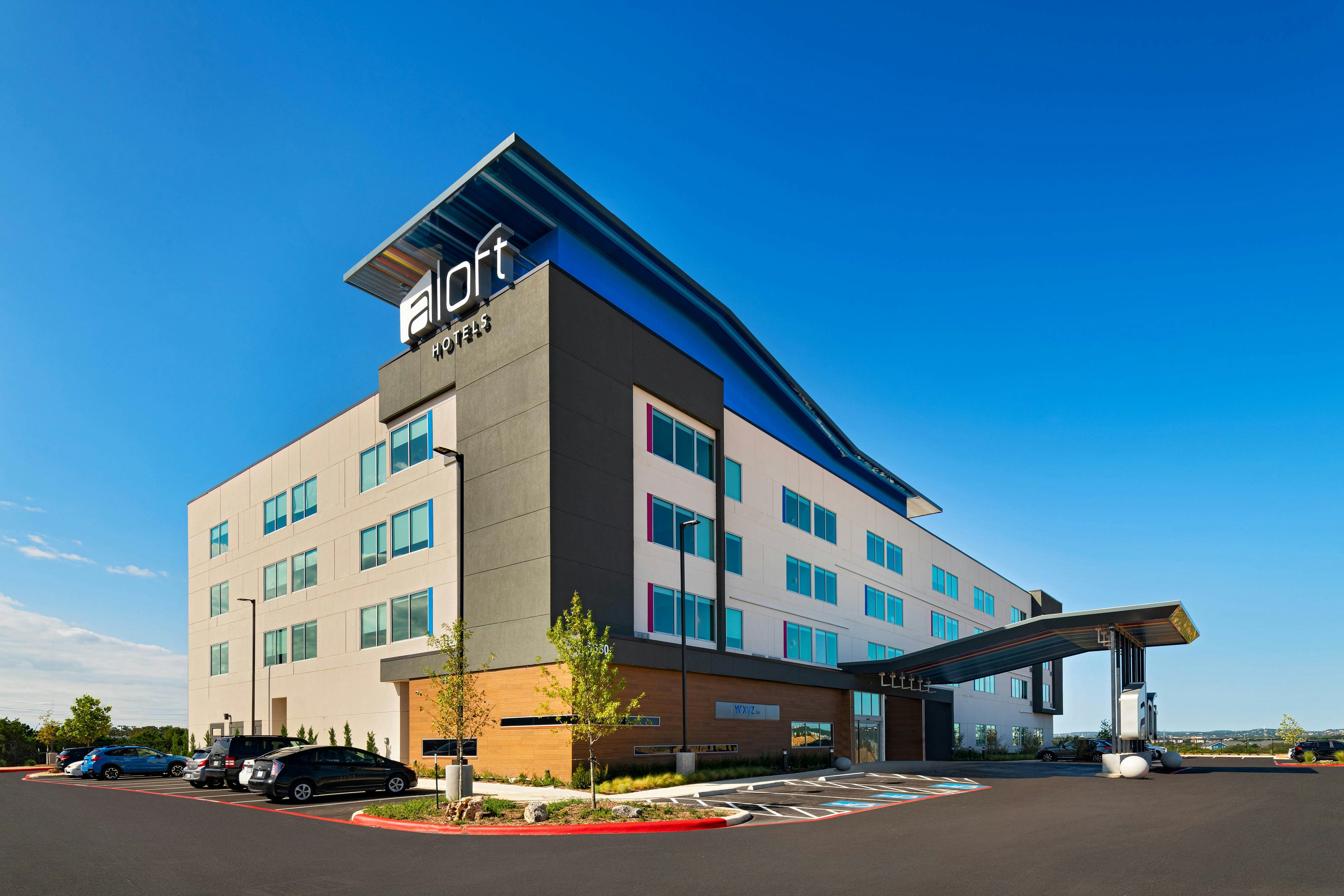 Aloft San Antonio UTSA Area 2/19