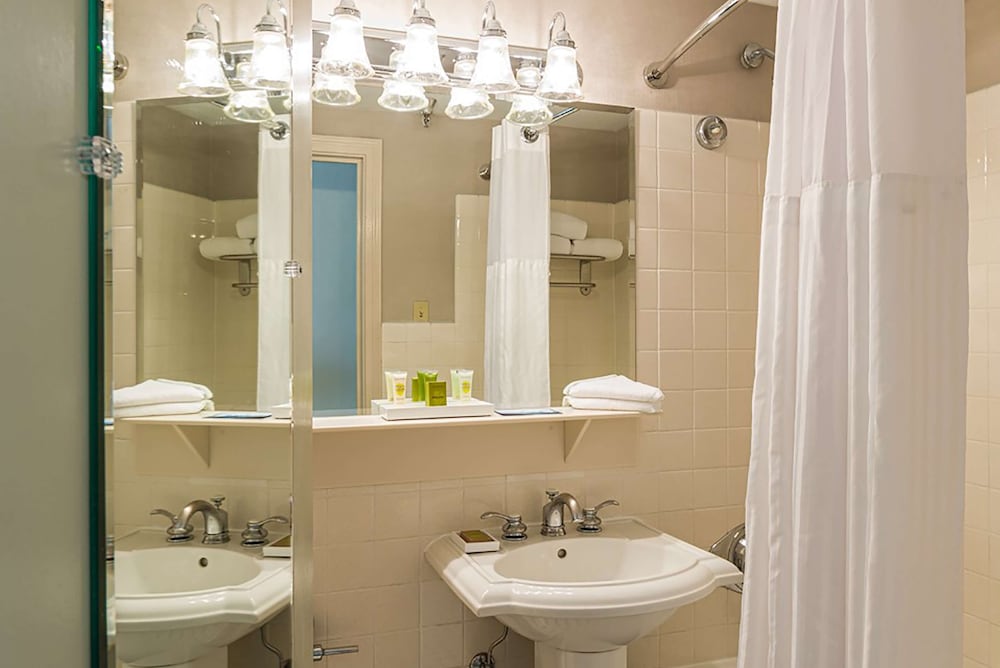 Hilton Cincinnati Netherland Plaza 24/62