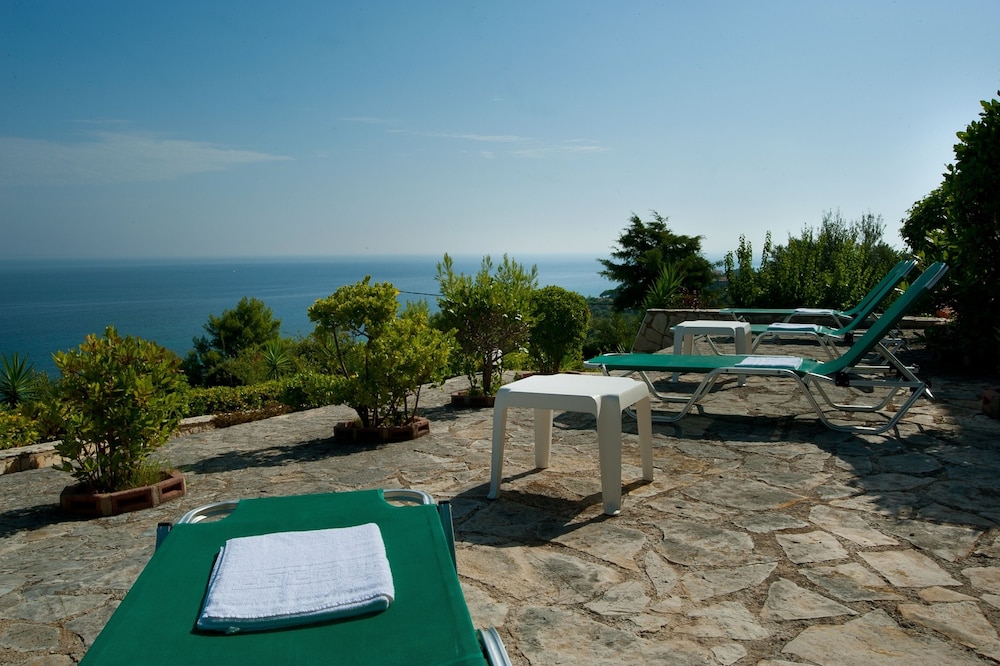 Villa Contessa 43/50