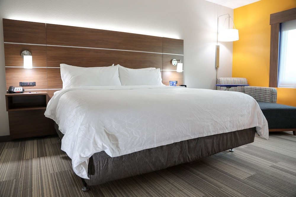 Holiday Inn Express And Suites Wylie West 22/72