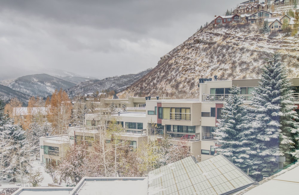 SIMBA RUN VAIL CONDOMINIUMS 66/73
