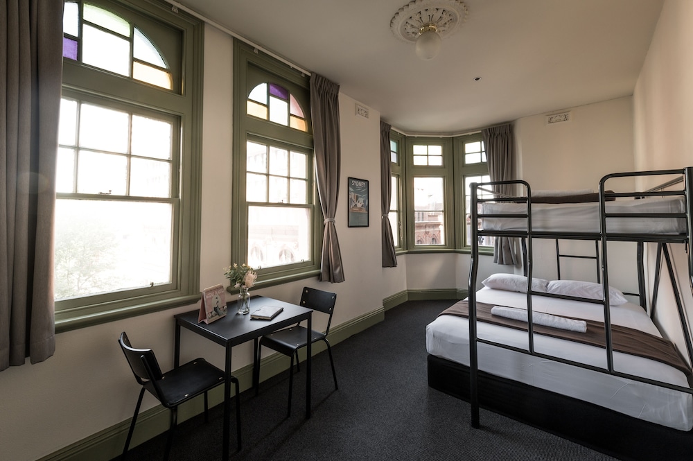 Sydney Central Hostel 28/37