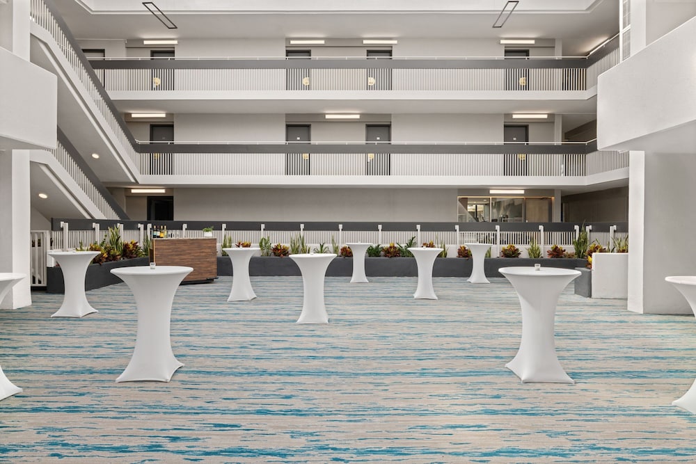 Saddle Brook Marriott 6/50